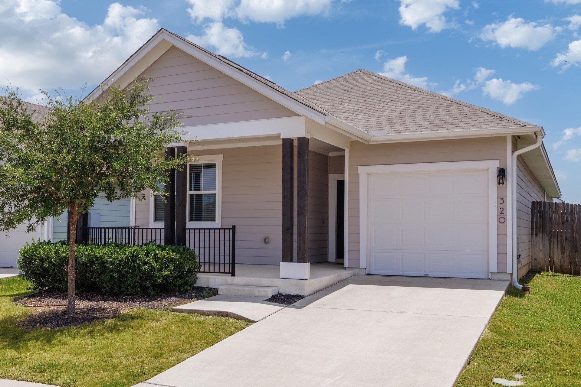 320 E Broade St