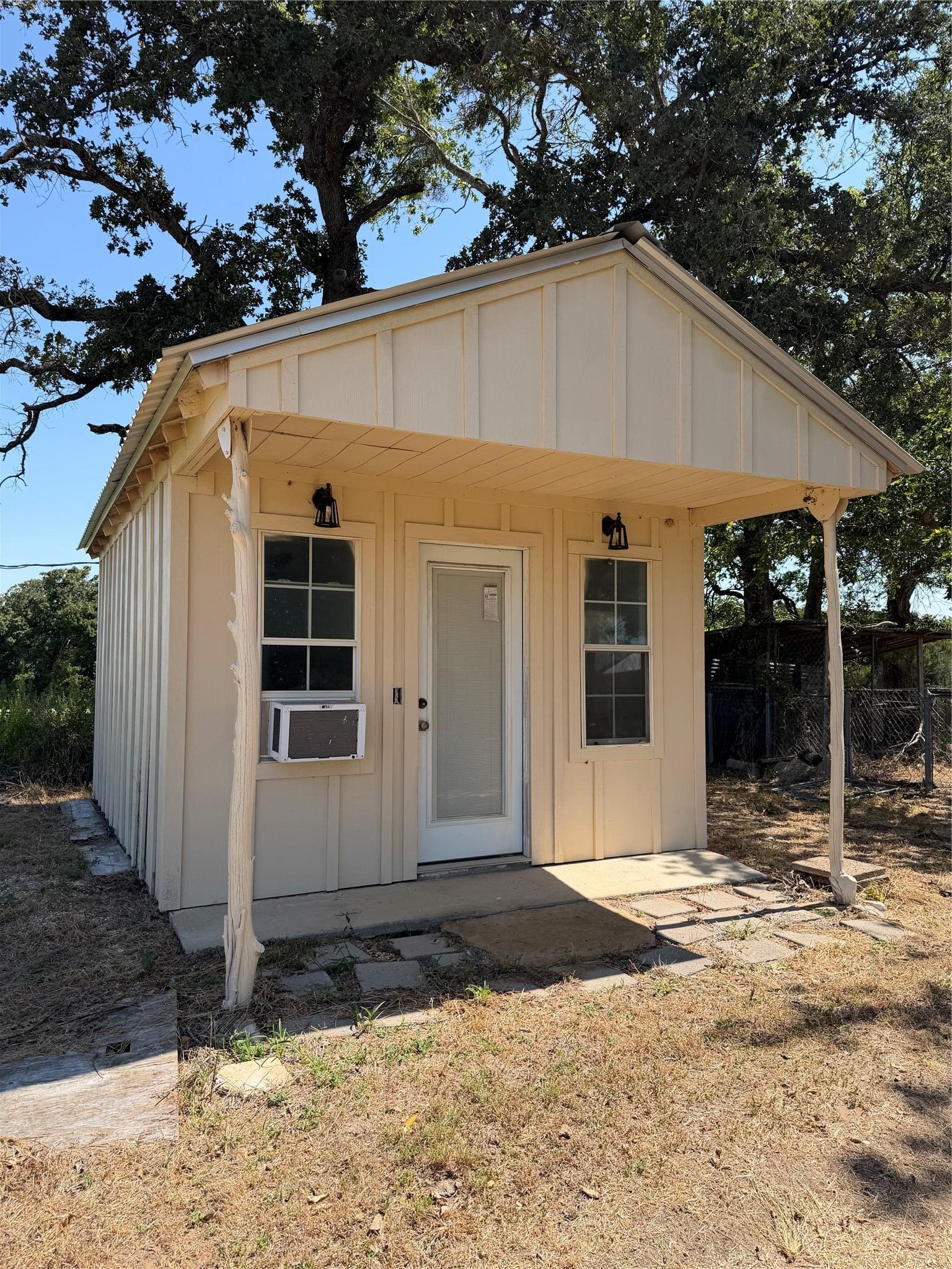 15892 Wood Rd Hwy