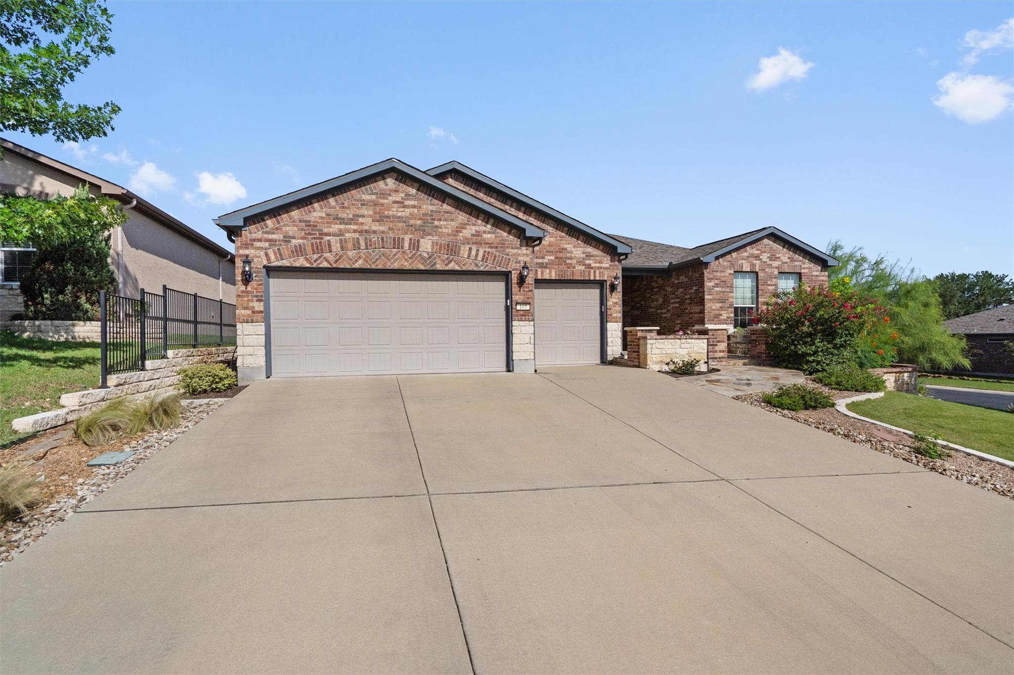 105 Duck Creek Ln