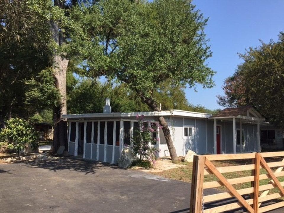 6304  Hudson Bend Rd