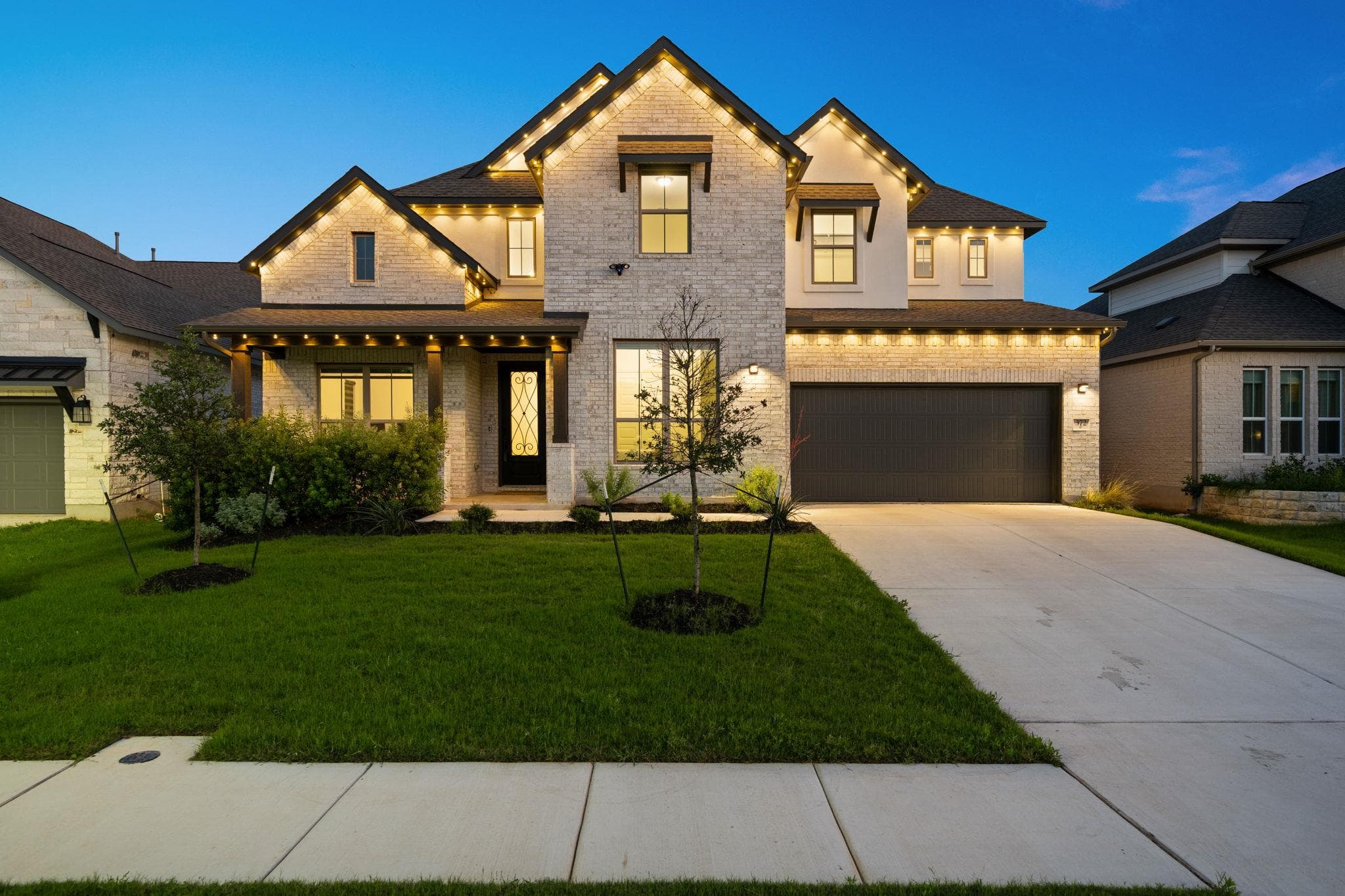 372 Hollister Dr