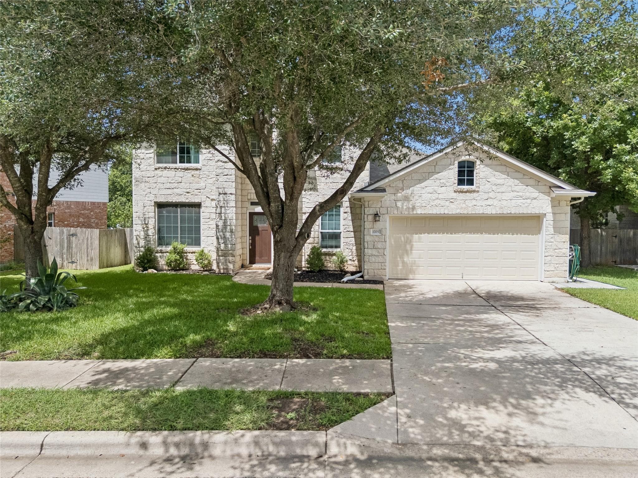 1705  Chula Vista Dr