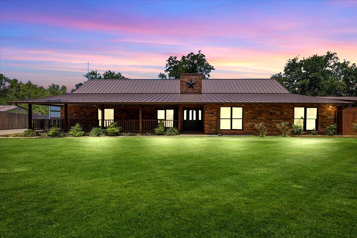 154 Shoreline Dr