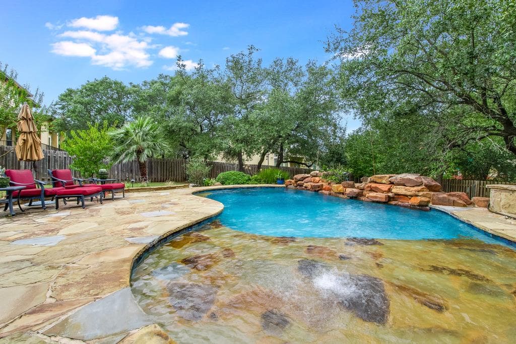 10700  Spiderling Ct