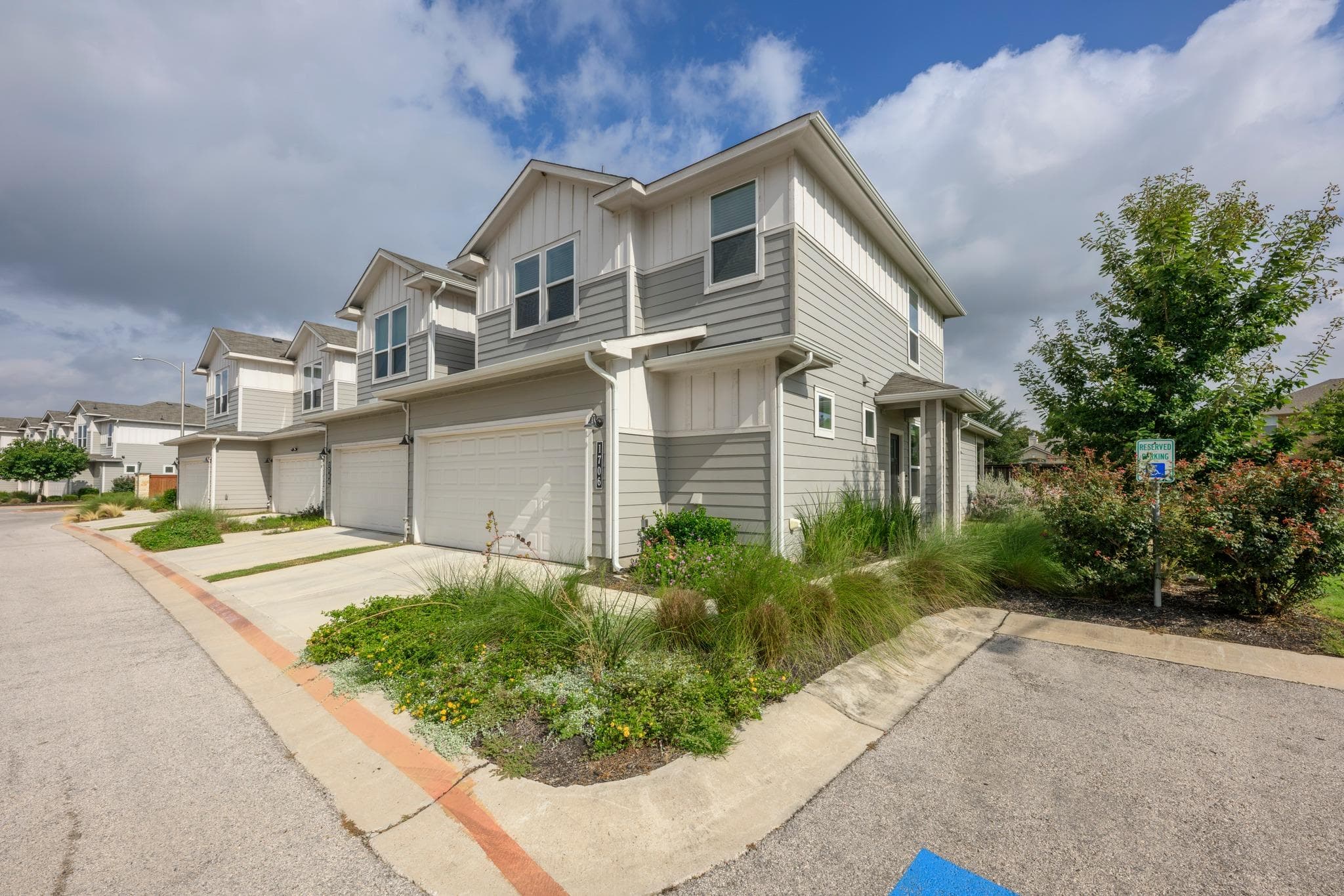 1706  Tun Tavern Trl  #37