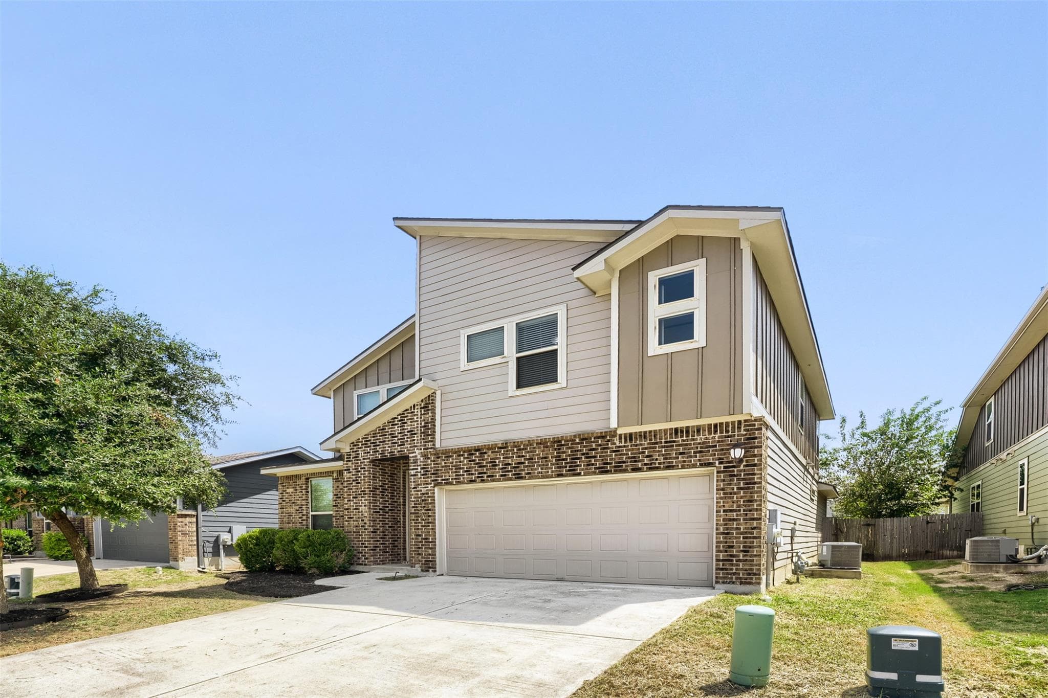 3809  Talladega Trce
