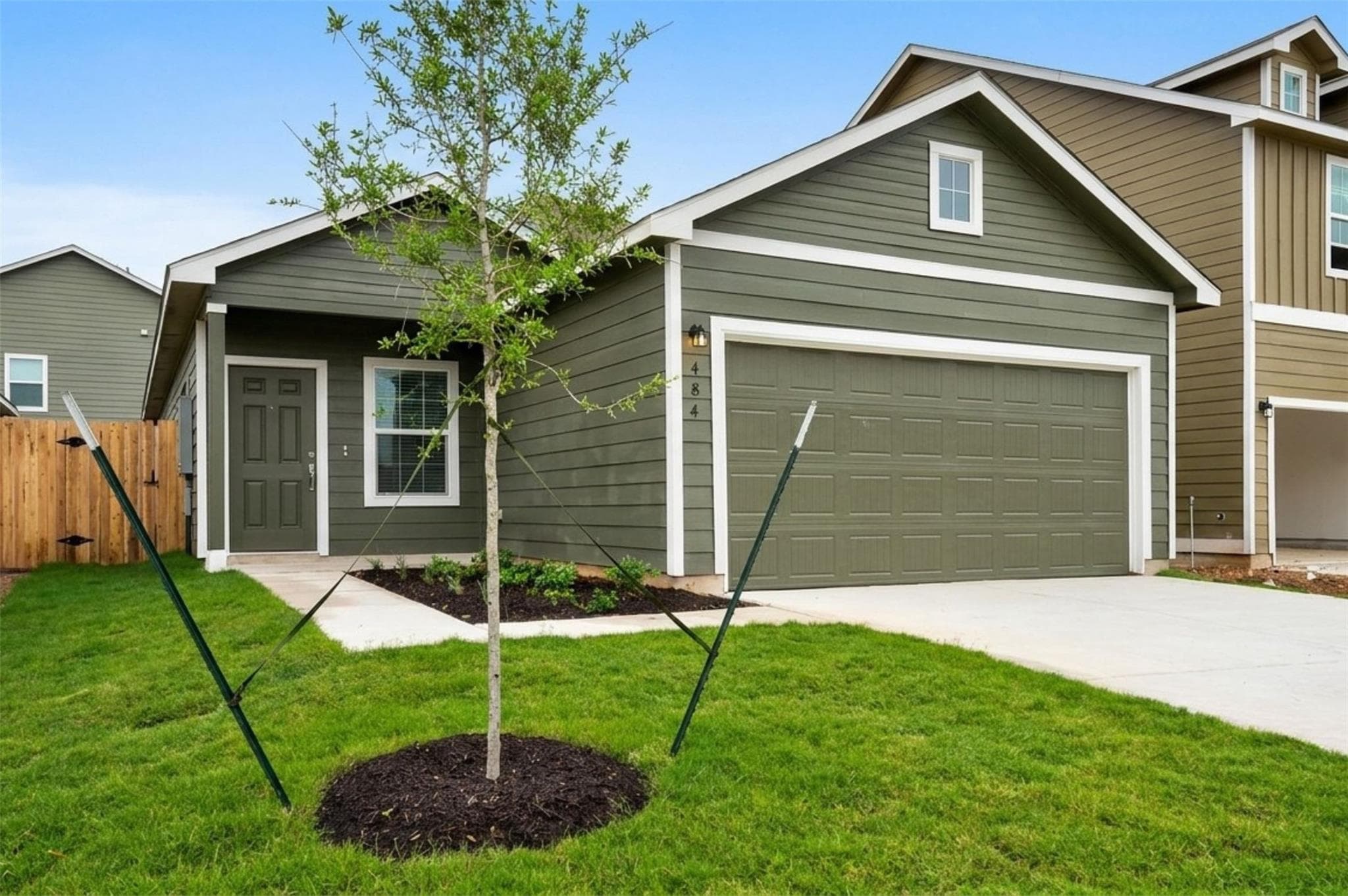 484  Gabbro Gdns