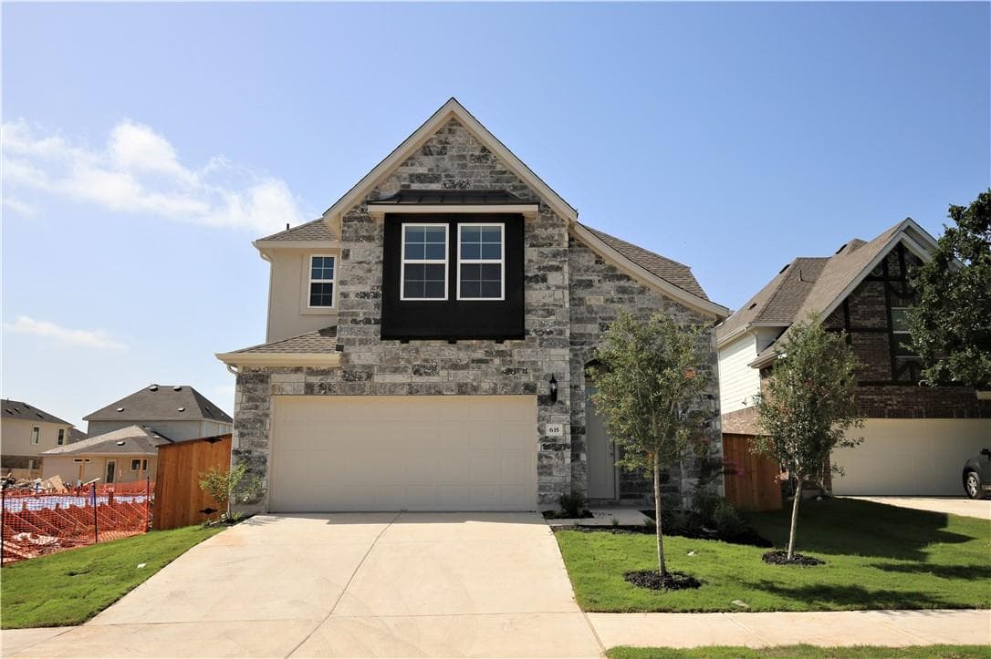 635 Pheasant Hill Ln