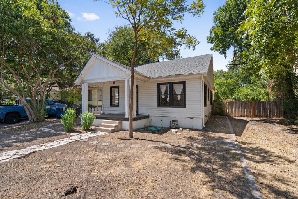 1500 Newning Ave