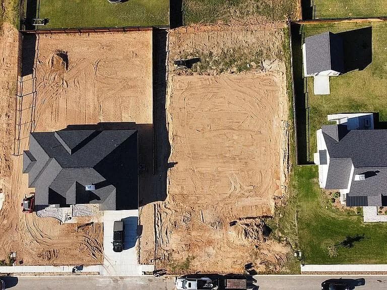 108 Bayberry Ct
