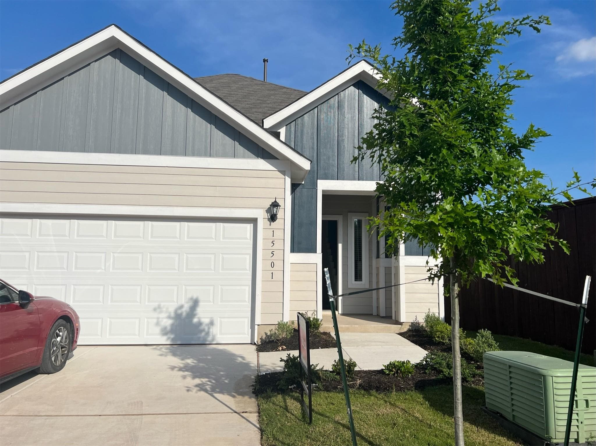 15501 Ellinger Dr