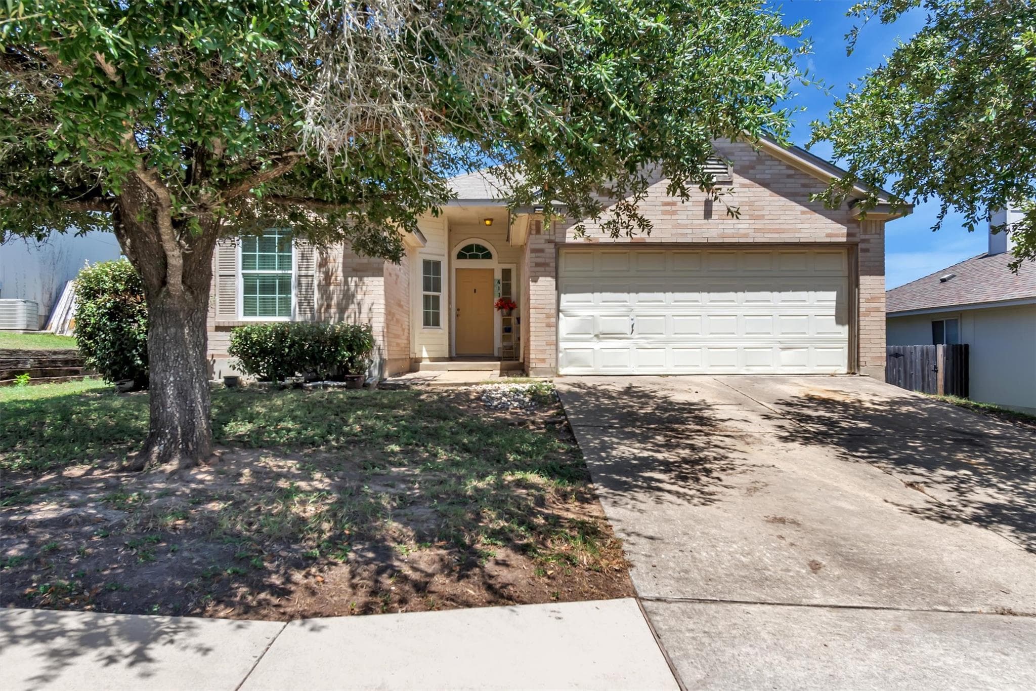 411  Estate Dr