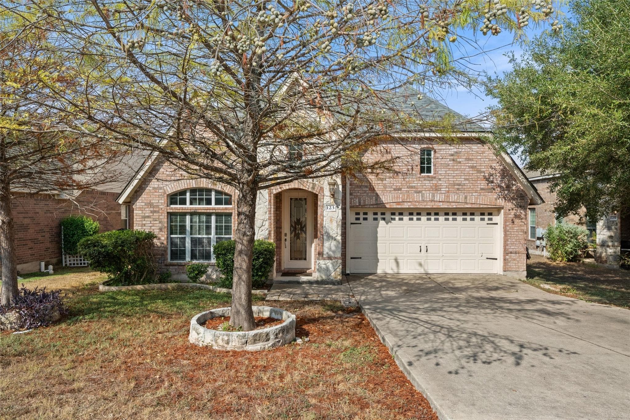 123  Justin Leonard Dr