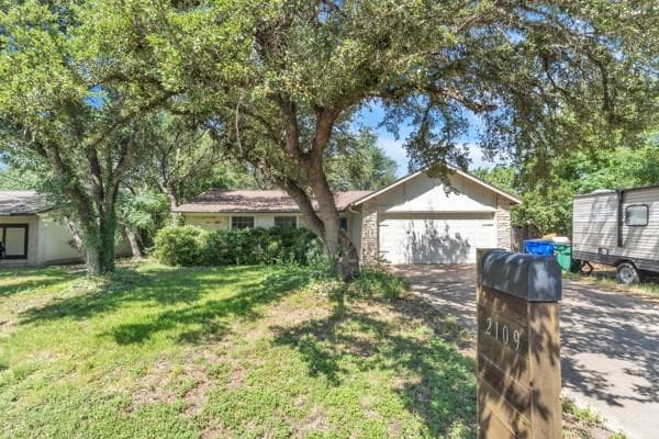 2109 N Cannes Dr