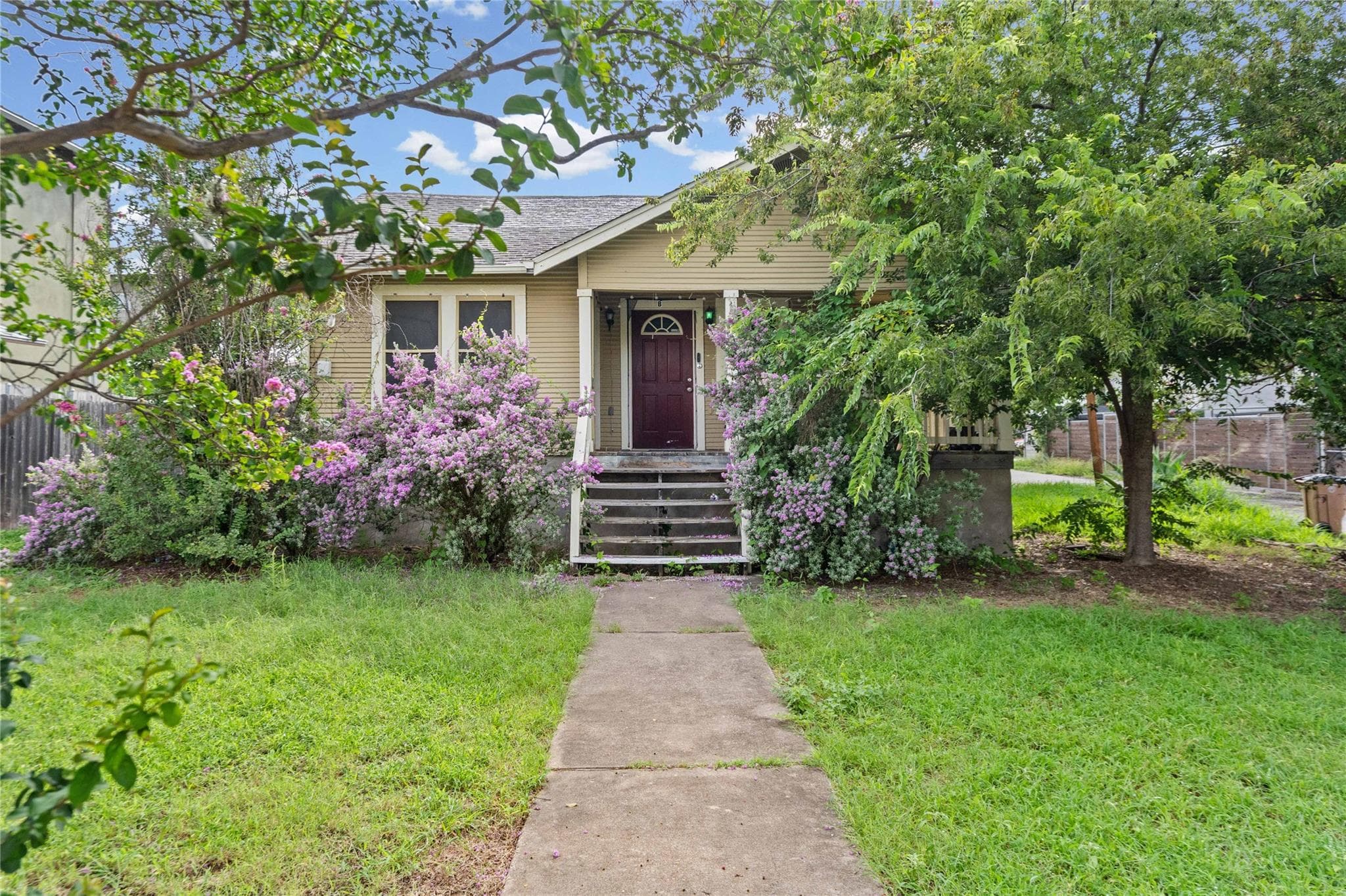 1307 Concho St #A