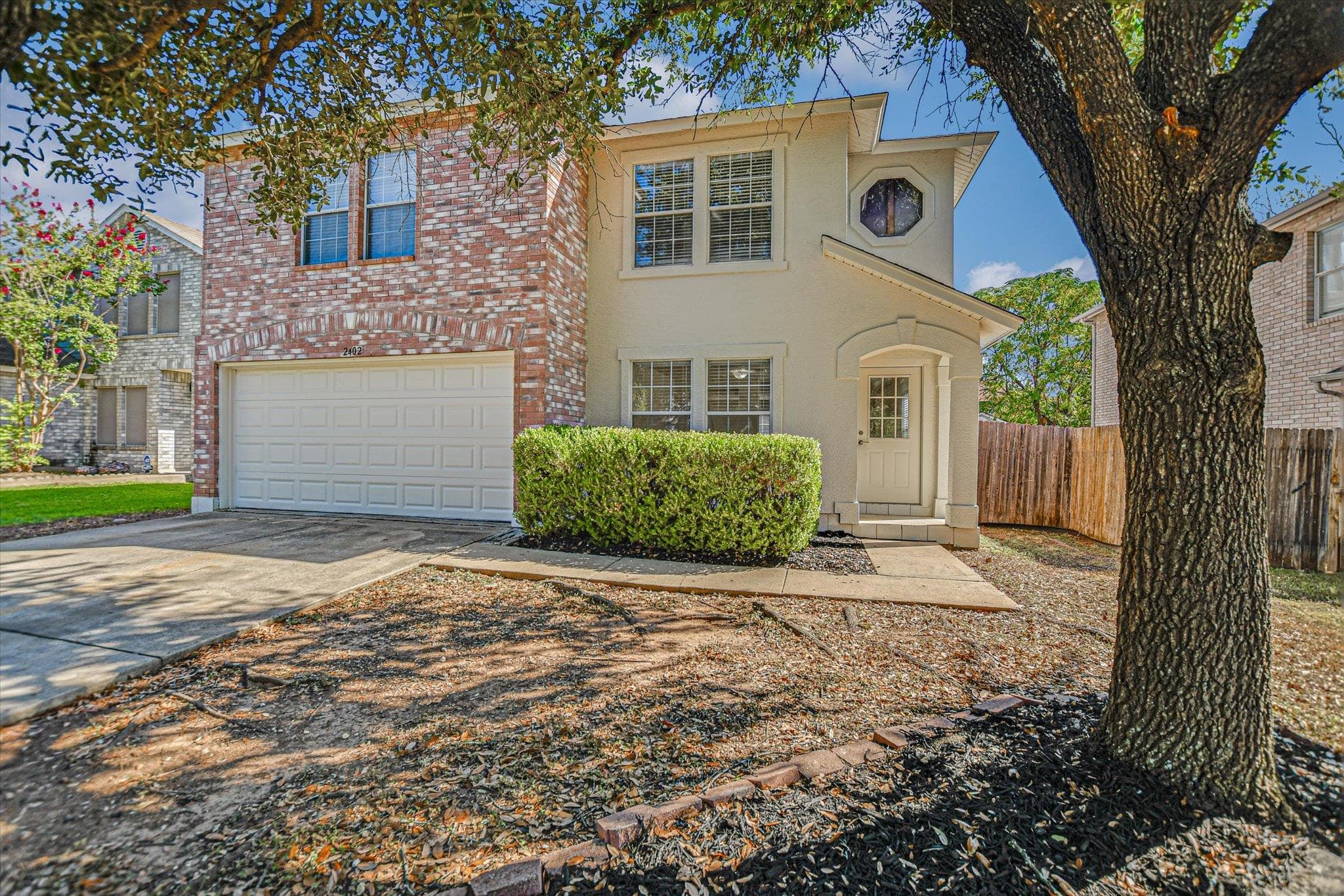 2402 Byfield Dr