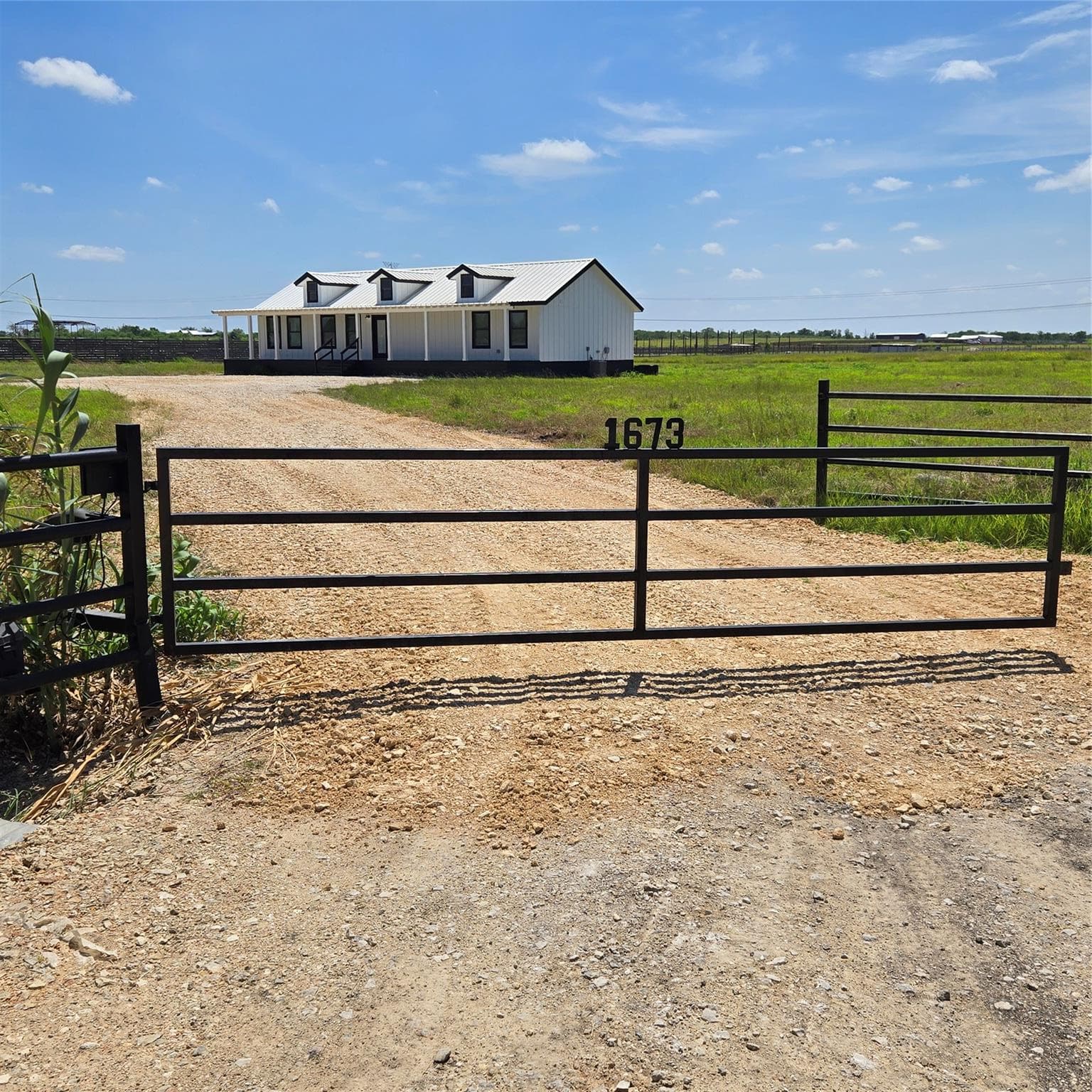 1673 Scull Rd