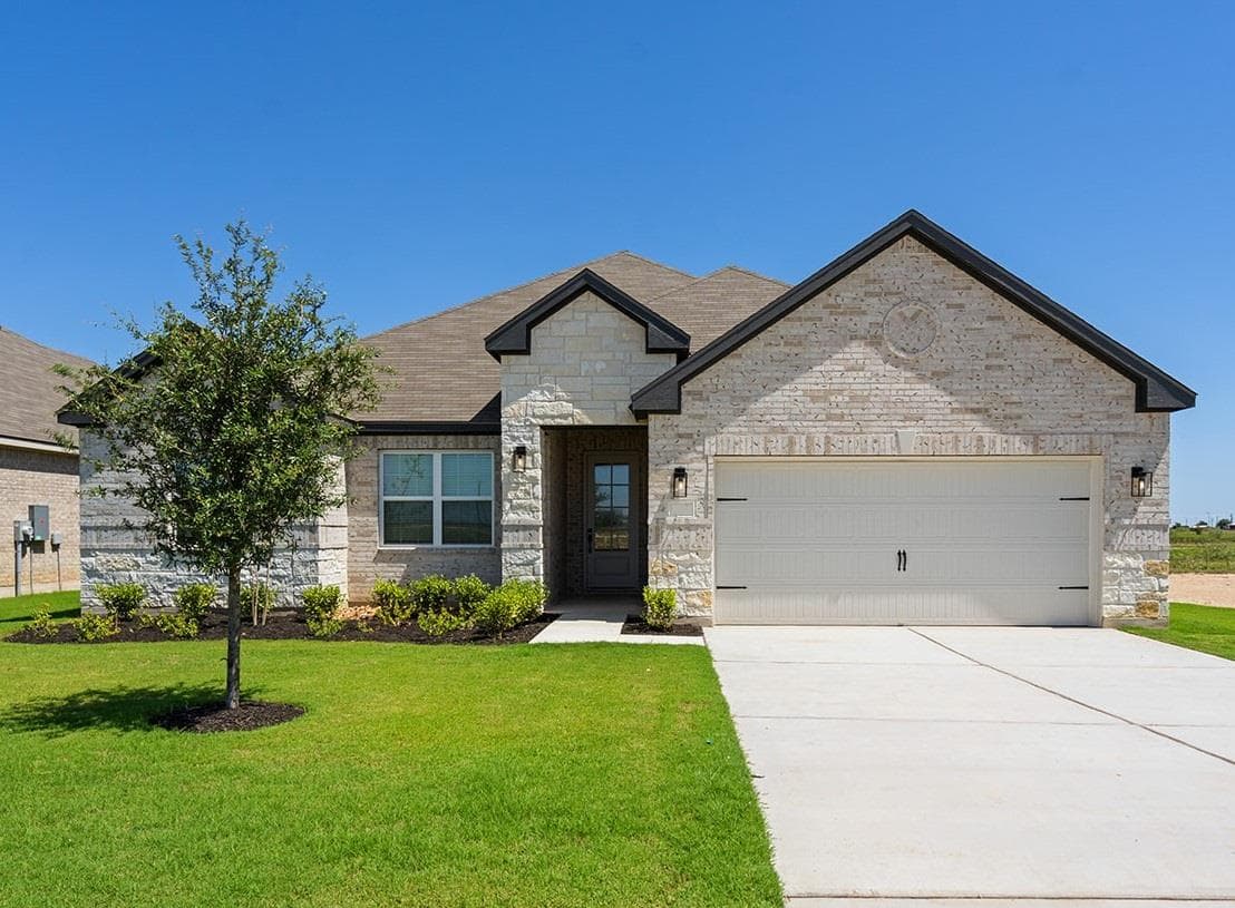 517 W Luna Blue Ln