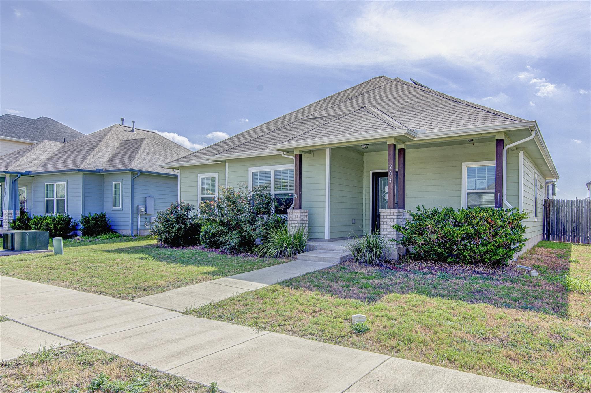 204  Oldbridge Dr