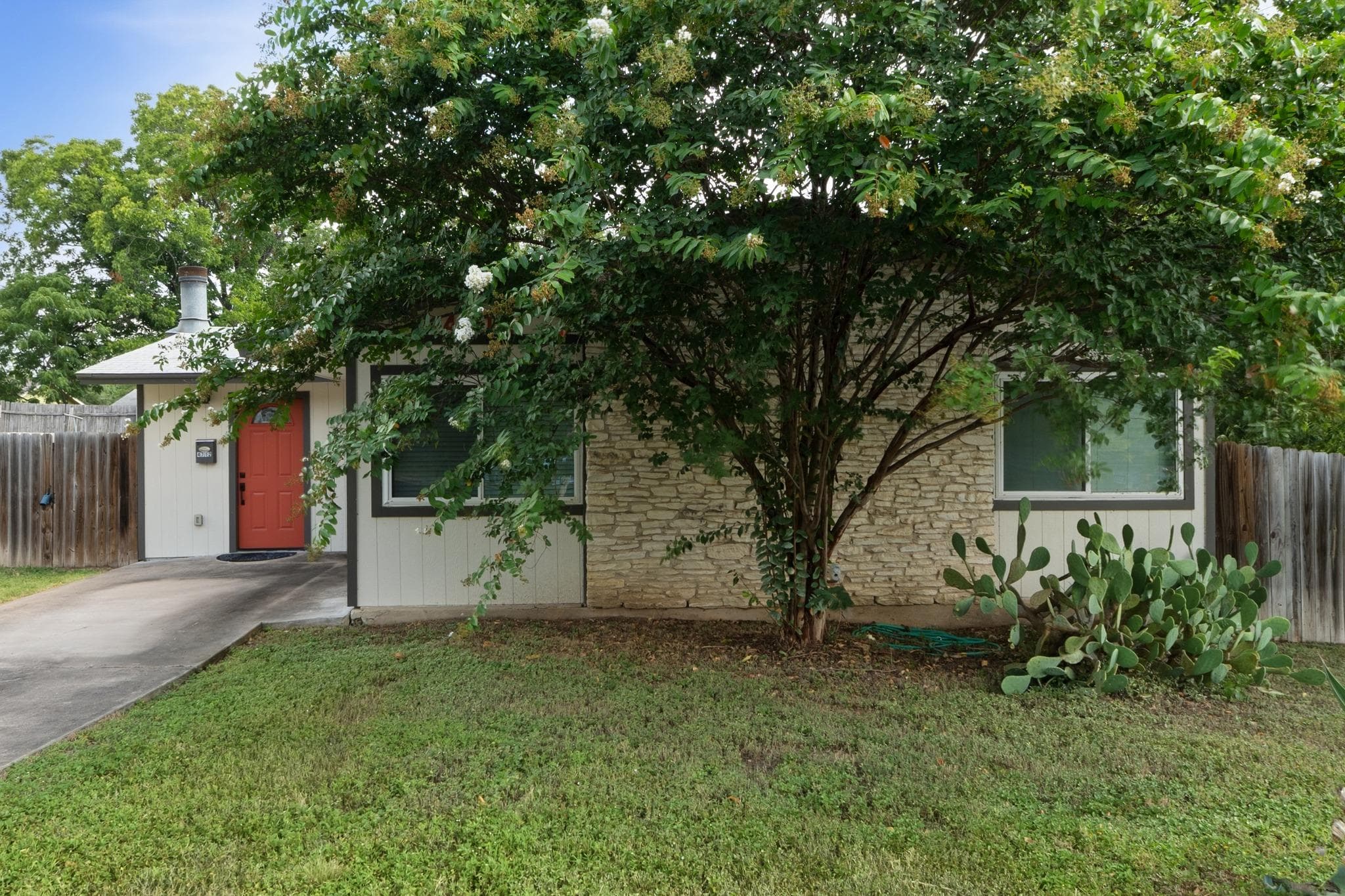 4712 Little Hill Cir