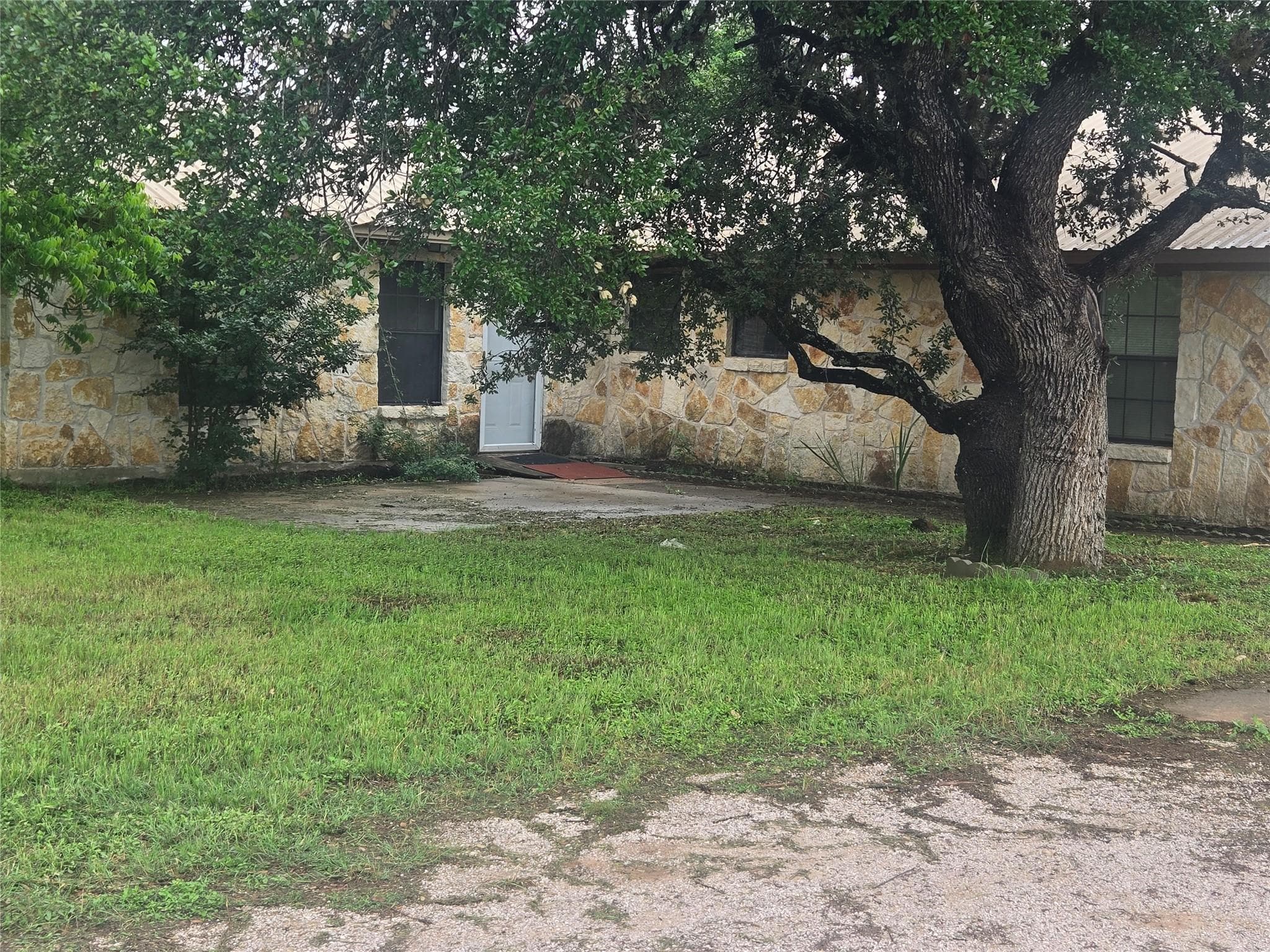 12257 E Fm 1431 None