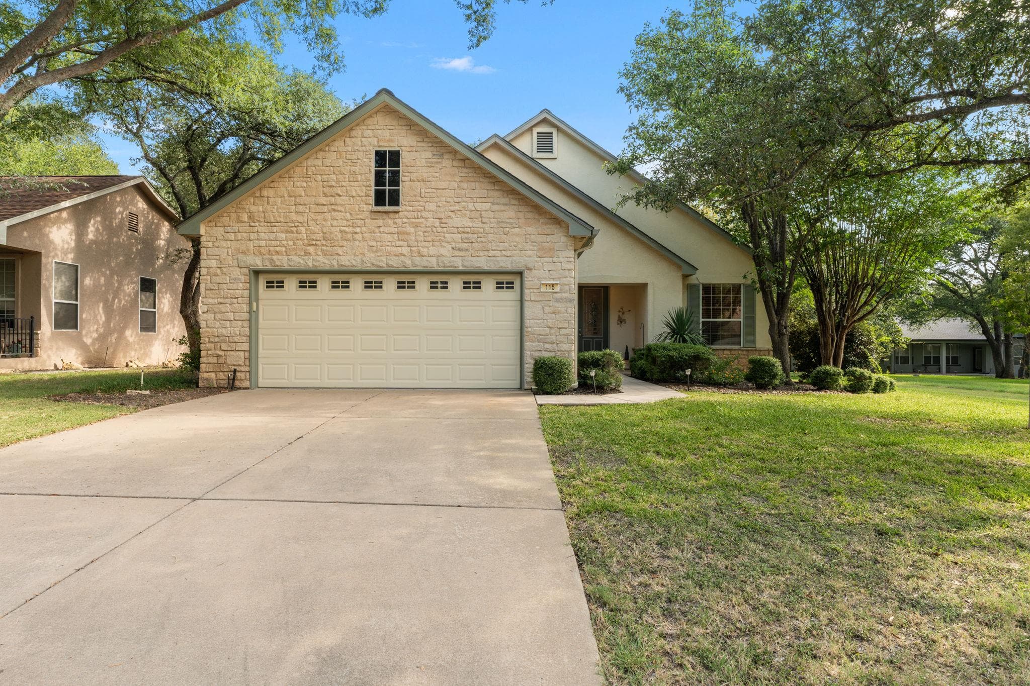115 Ruellia Dr