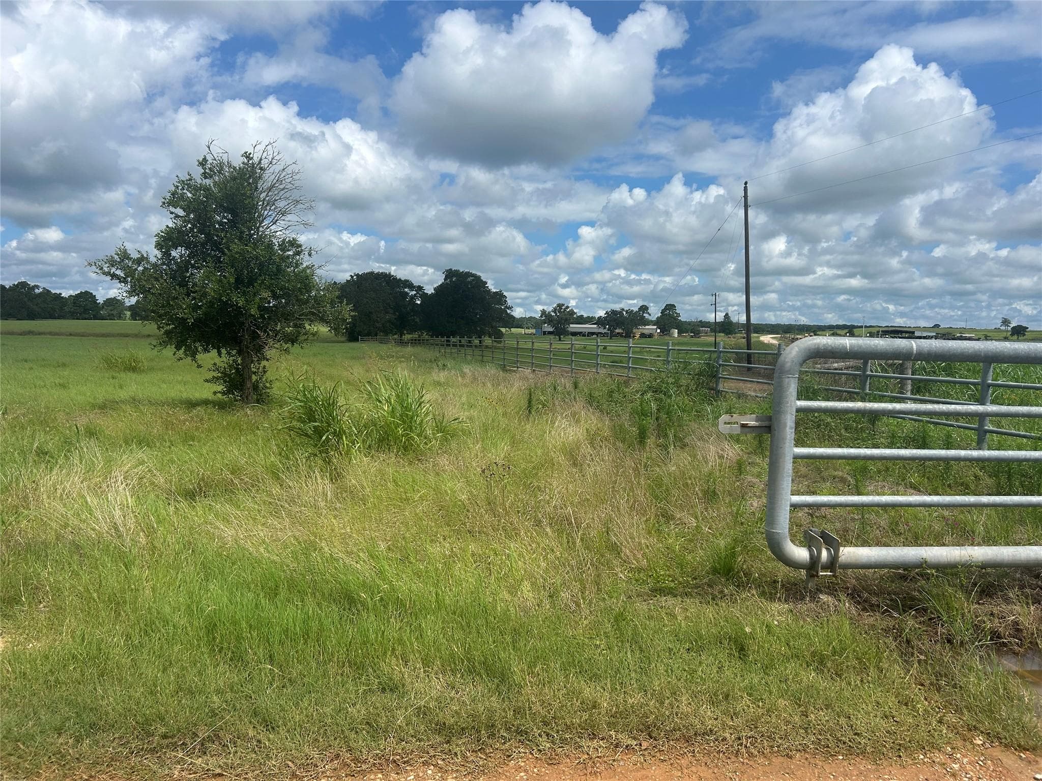 000 Old Potato Rd