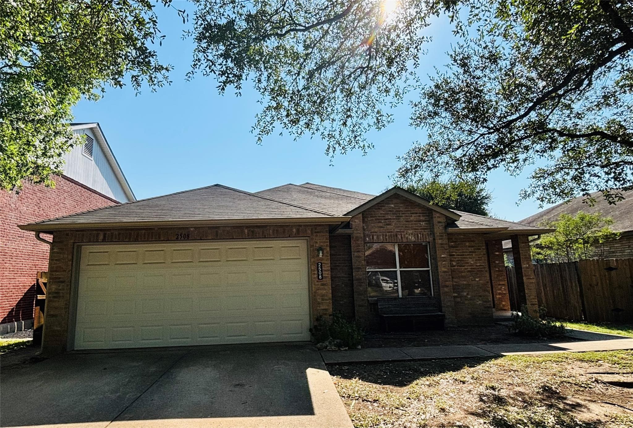 2508 byfield Dr