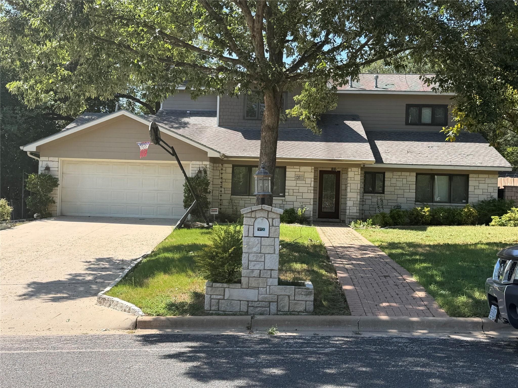 12011  Dove Haven Dr