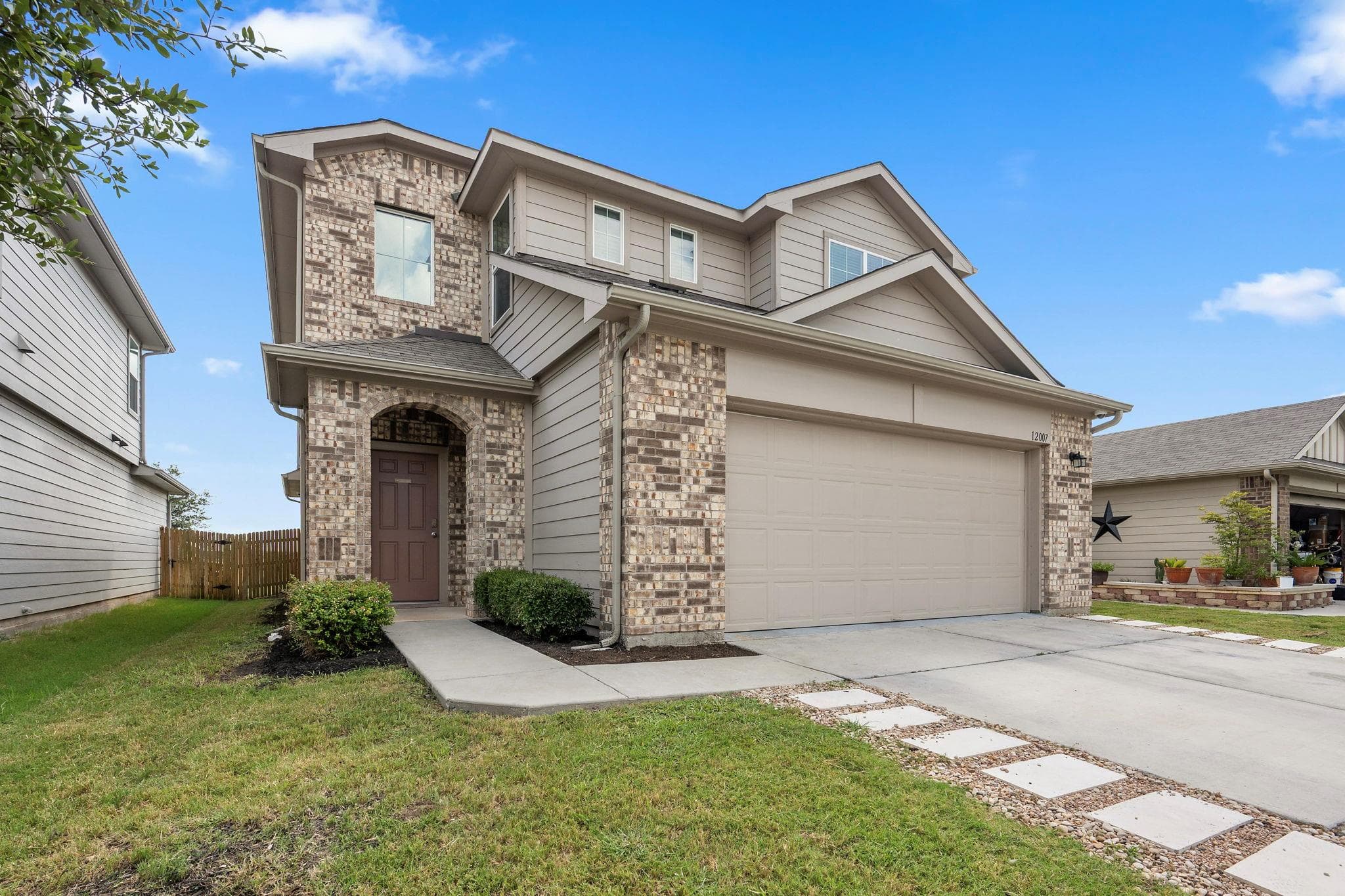 12007 Riprap Dr