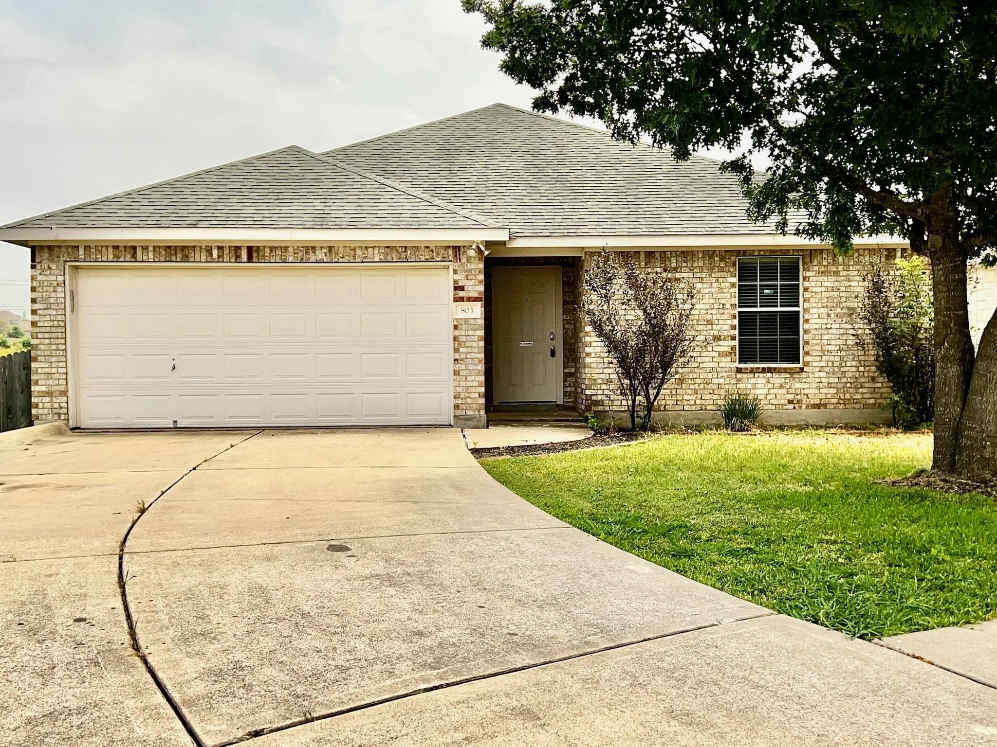 803 Sable Trail Ct