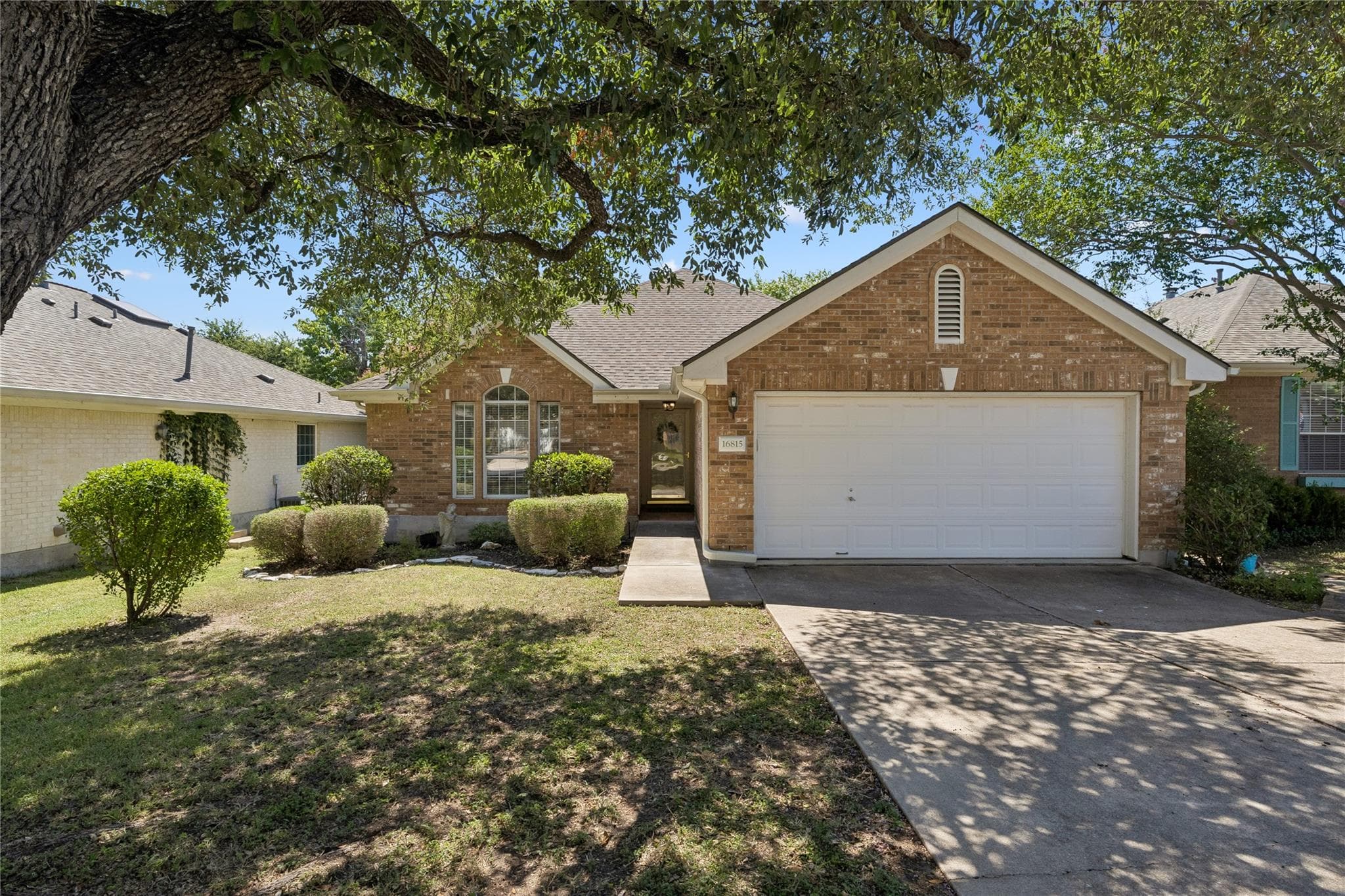 16815 E Dorman Dr