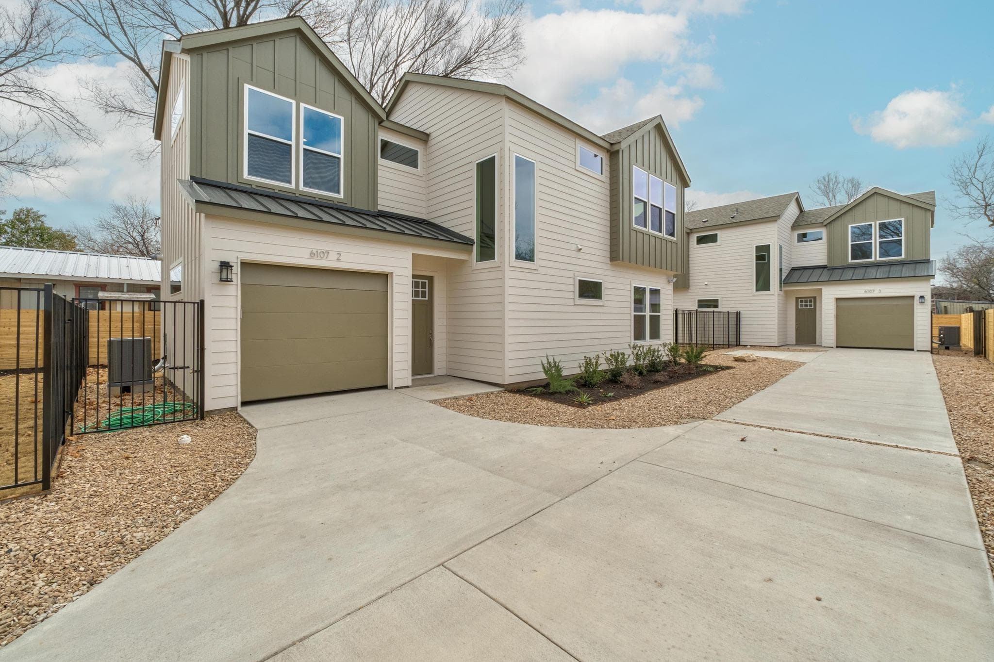 6107  Richardson Ln  #2