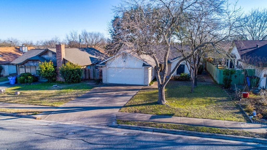 1101  Cresswell Dr