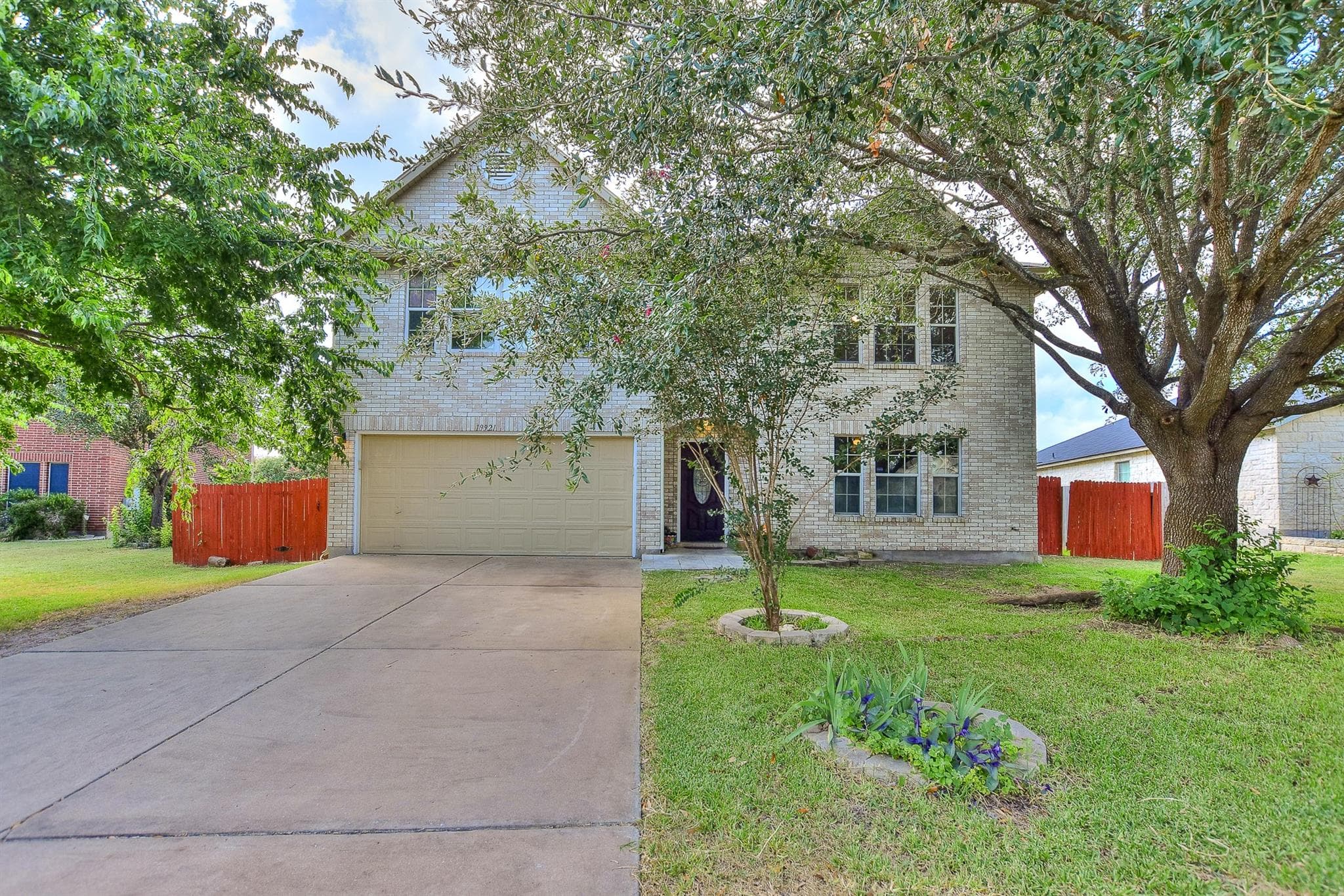 19921  San Chisolm Dr