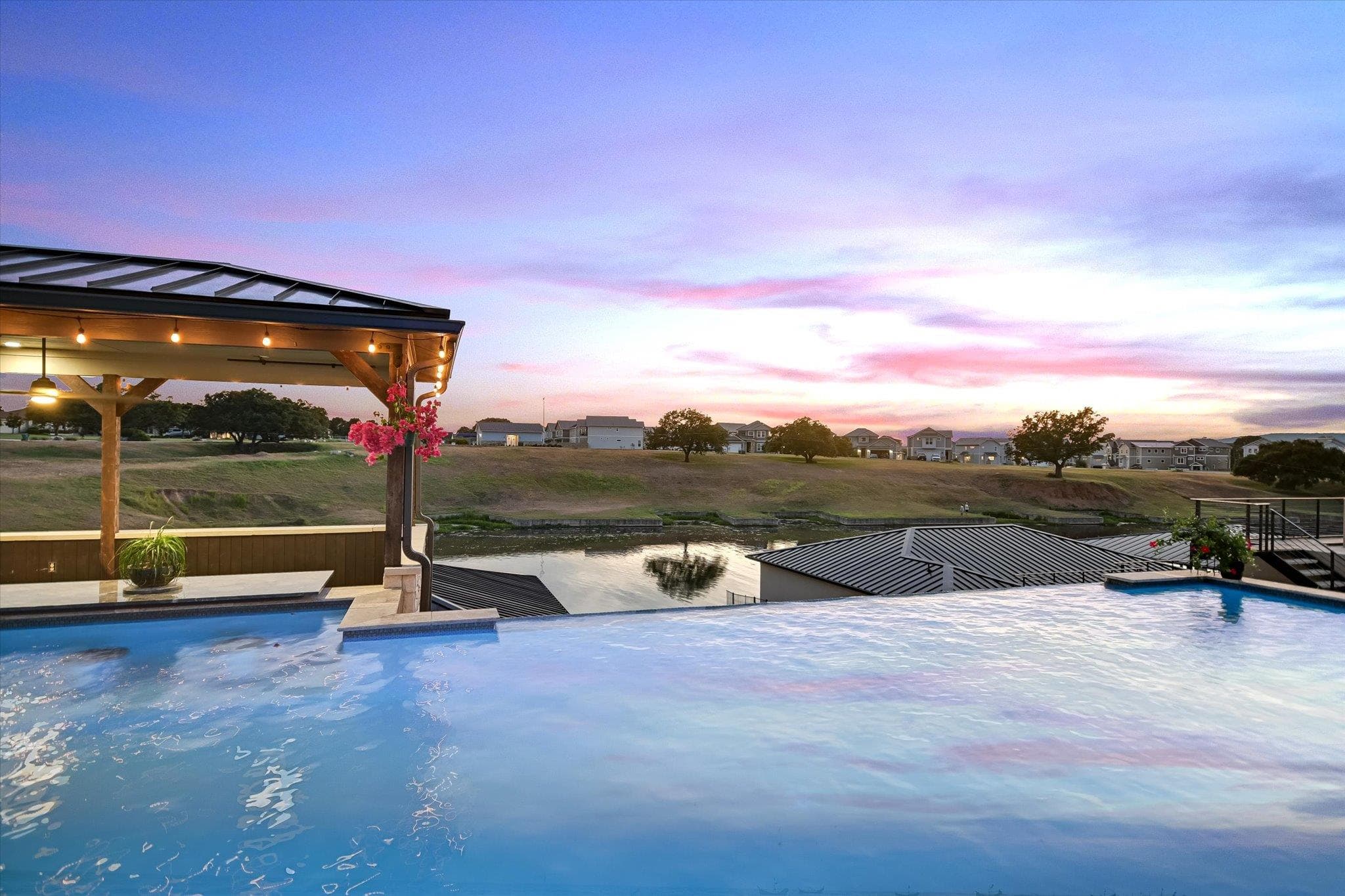 112 CLEARWATER Dr