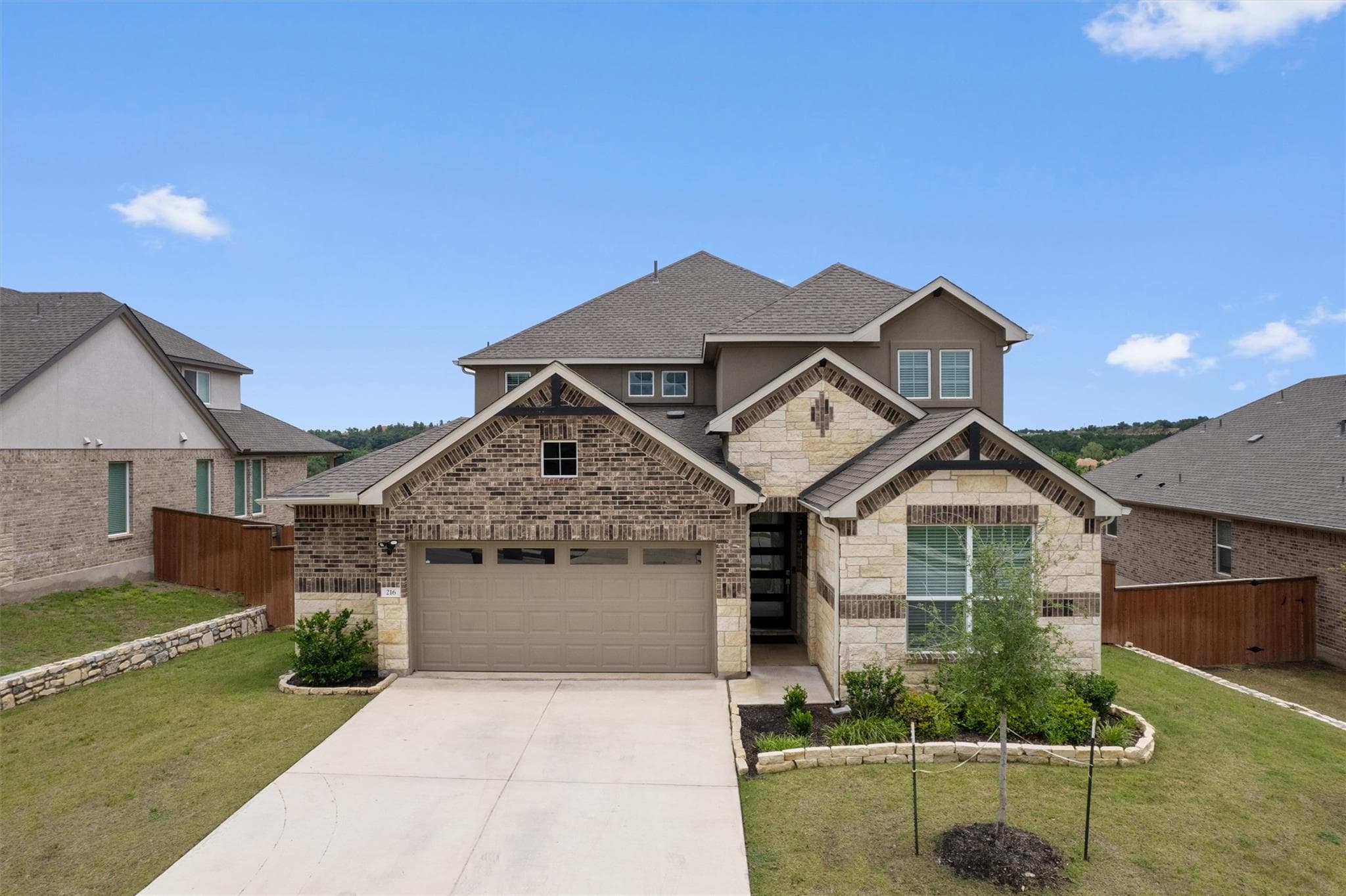 216  Mystic Canyon Ln