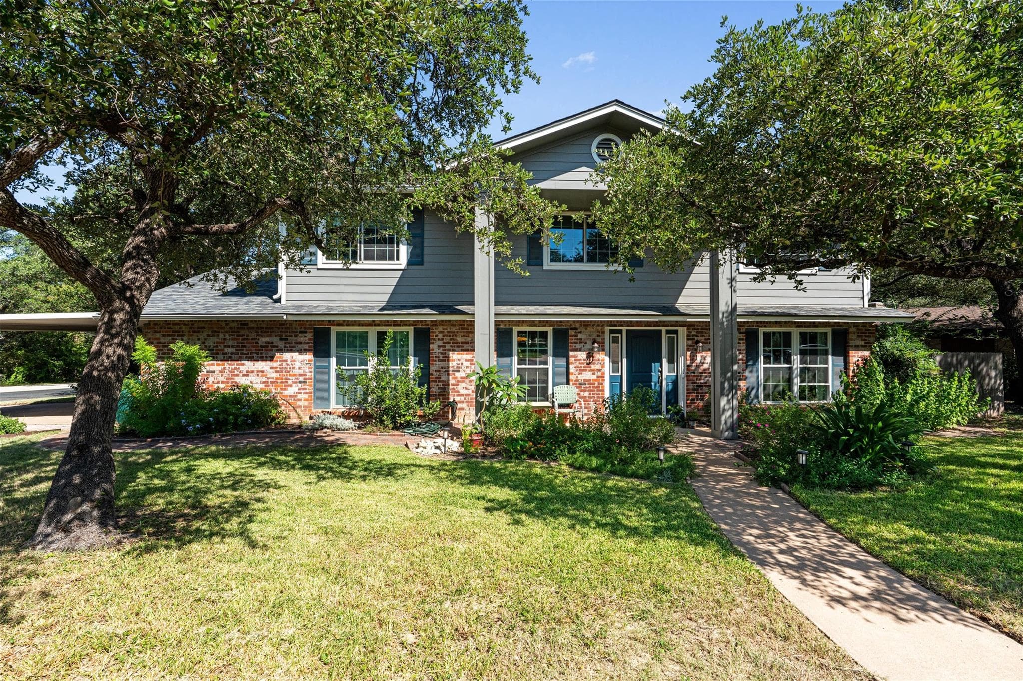 8300 Grayledge Dr