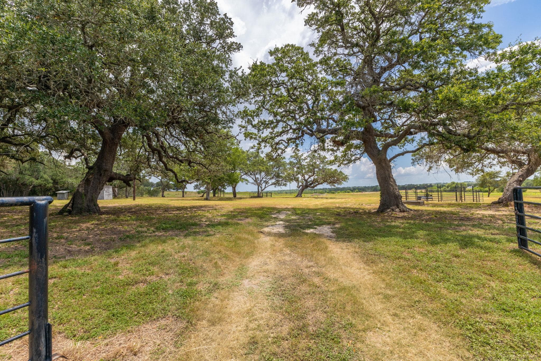 2160 (Tract #5) Baca Loop