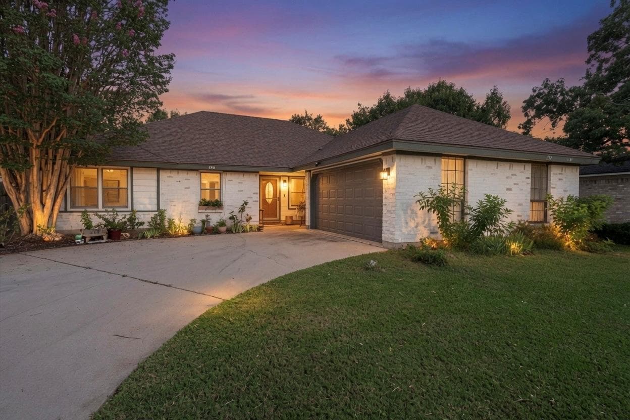308  Susana Dr