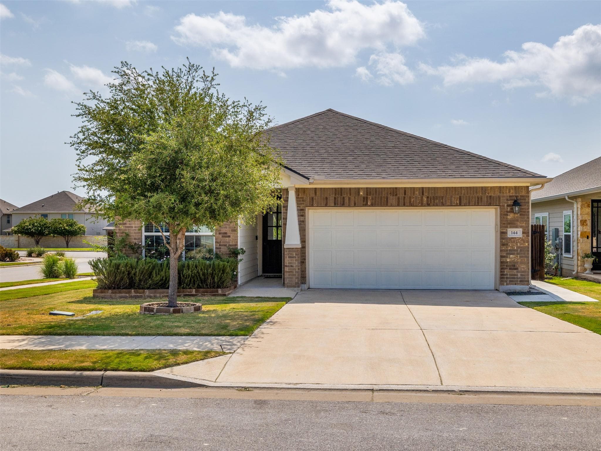 144 Winding Hollow Ln