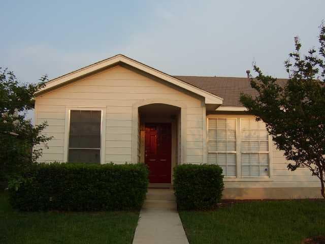 312 E Wild Senna Dr
