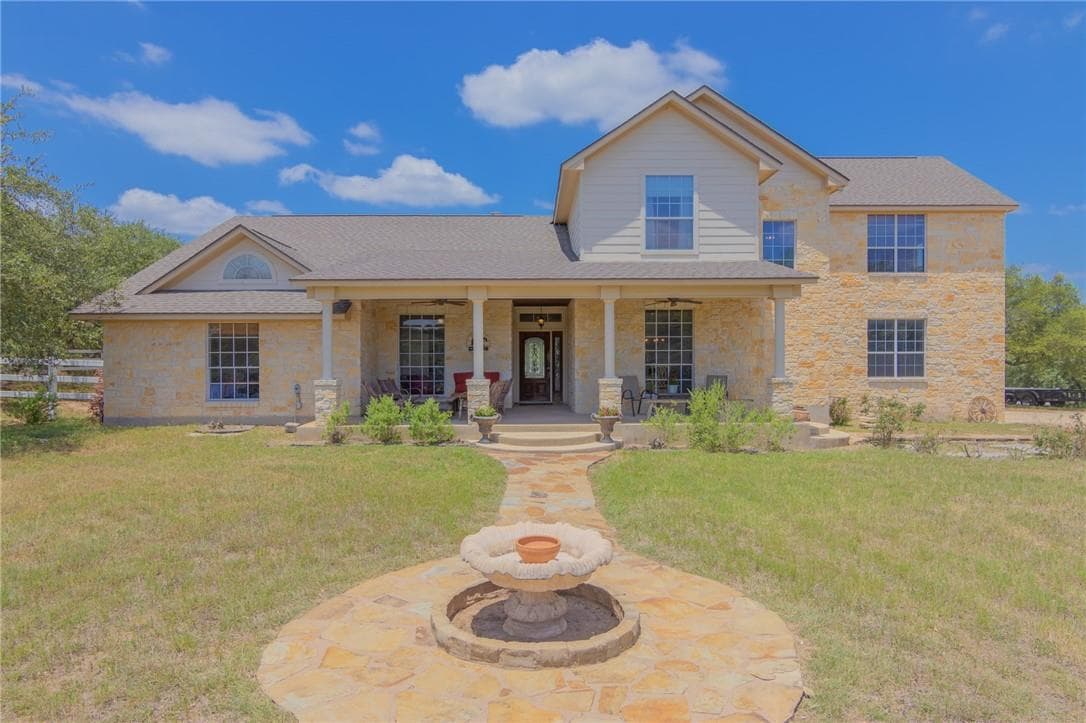 550 Hays Country Acres Rd