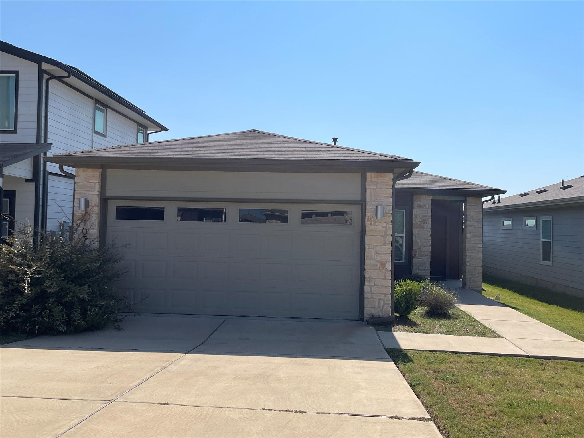 10713 Meris Ln