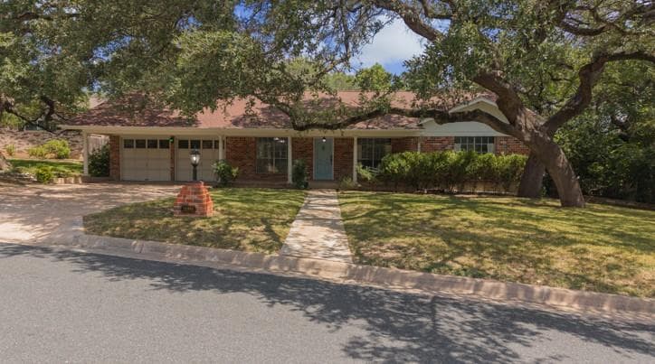 12402  Blue Water Cir