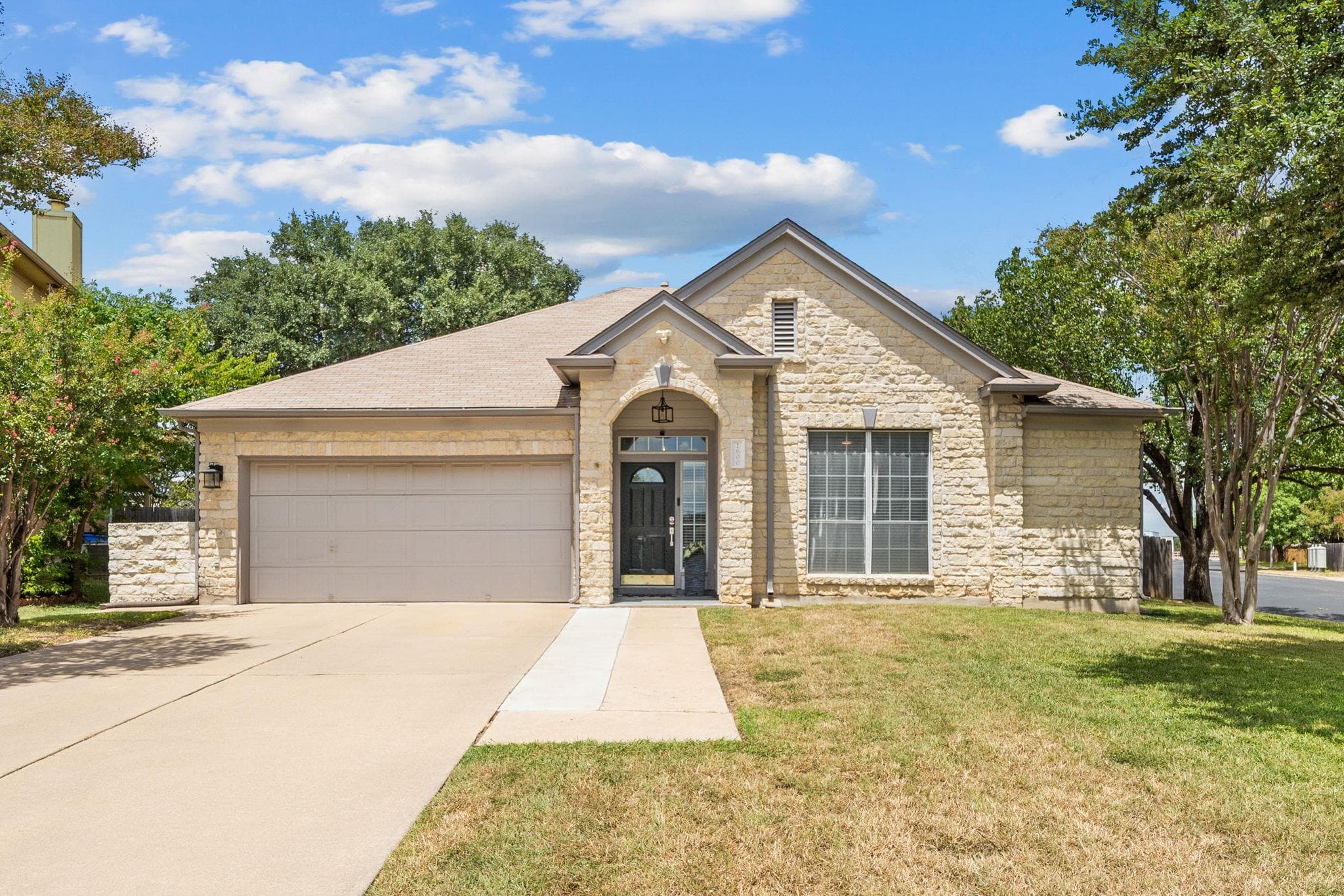 1600  Viki Lynn Ct