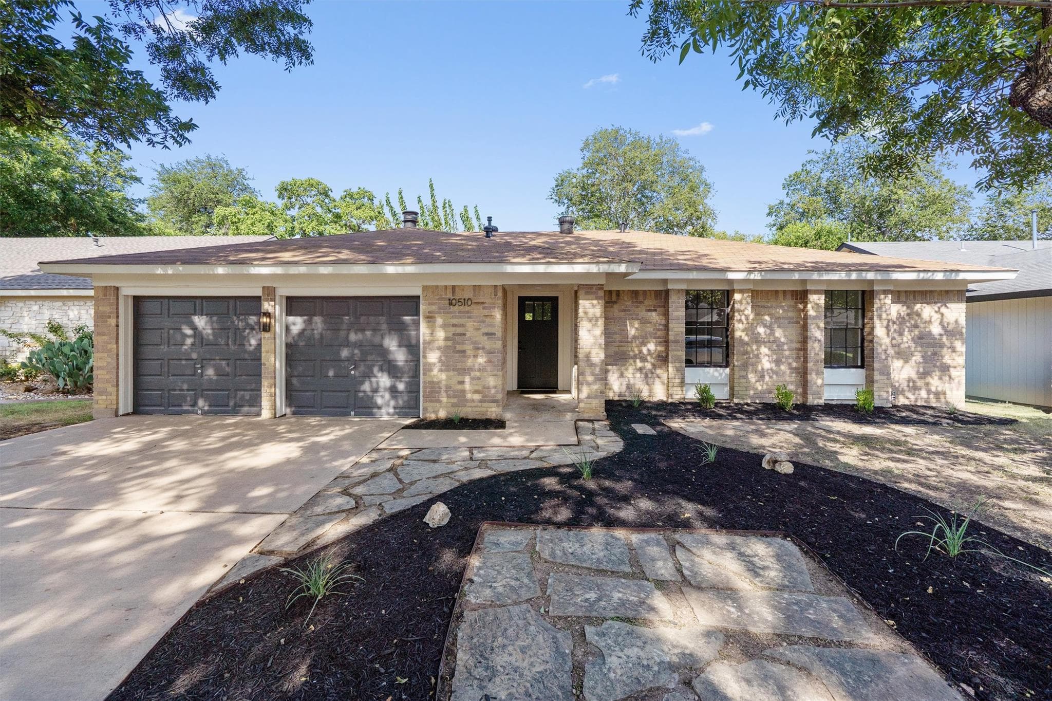 10510  School House Ln