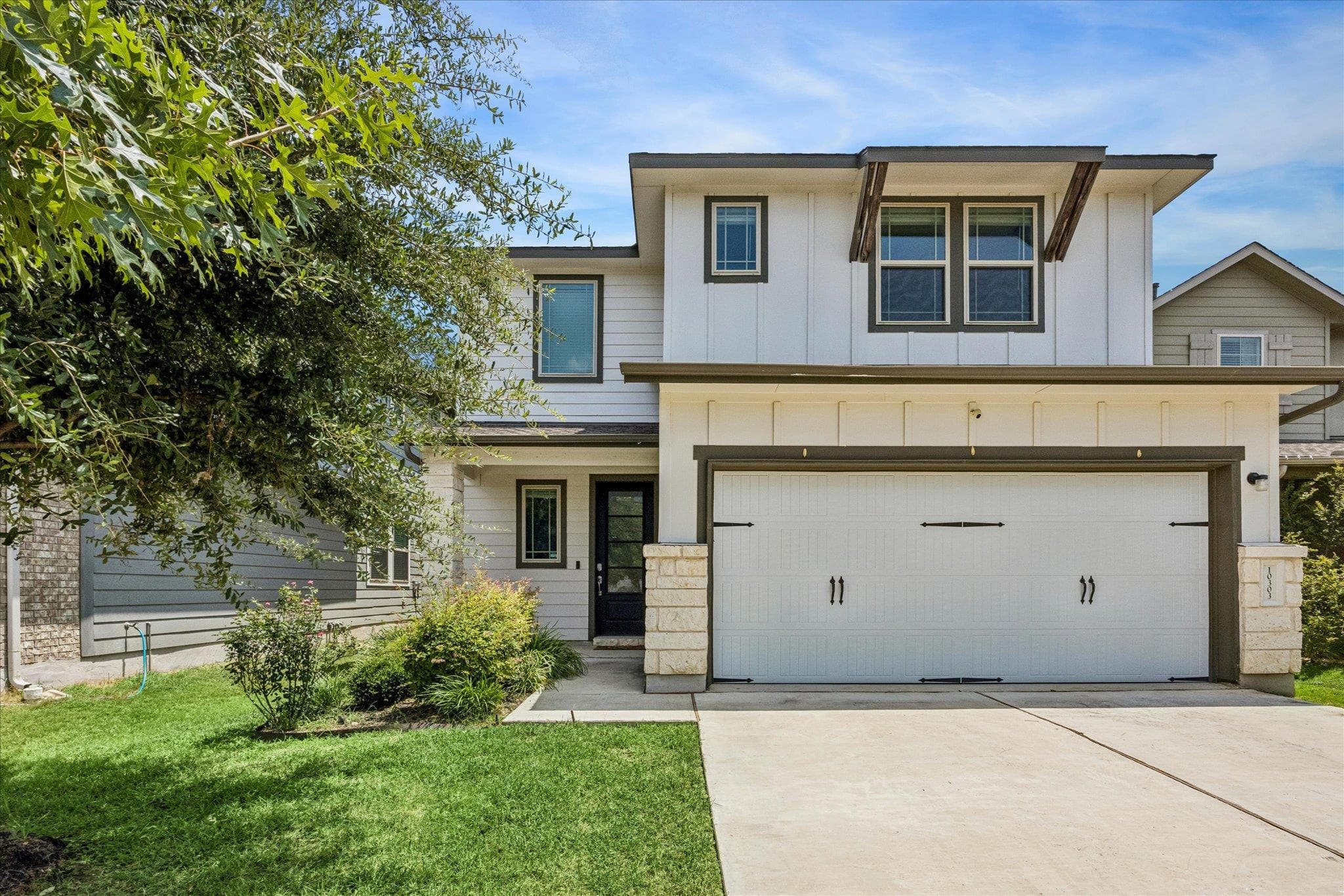 10303  Buster Dr