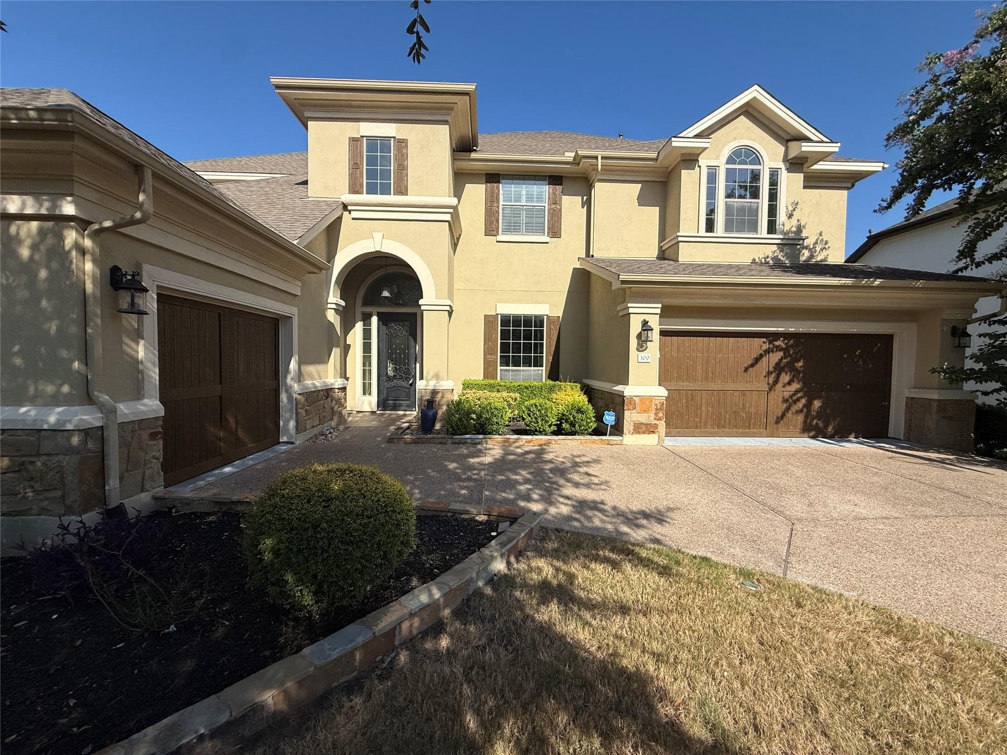 300  Summer Alcove Way