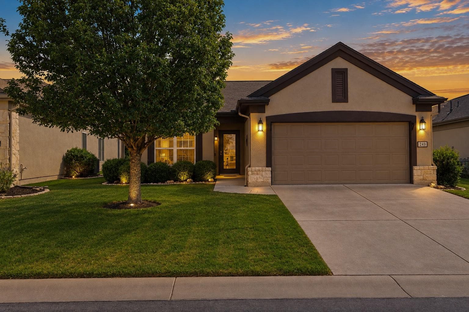 249 Monument Hill Trl